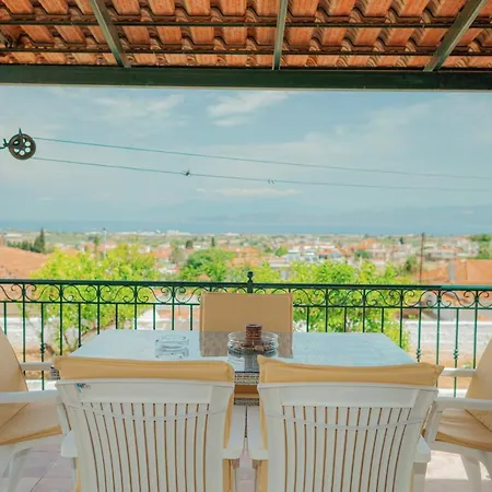 Akanthos House Corinthe