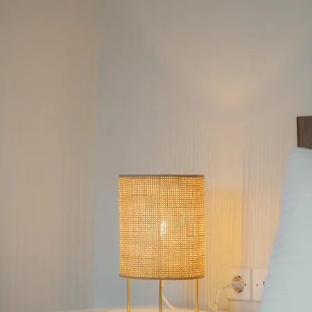Akanthos House