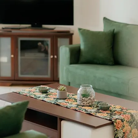 Akanthos House *