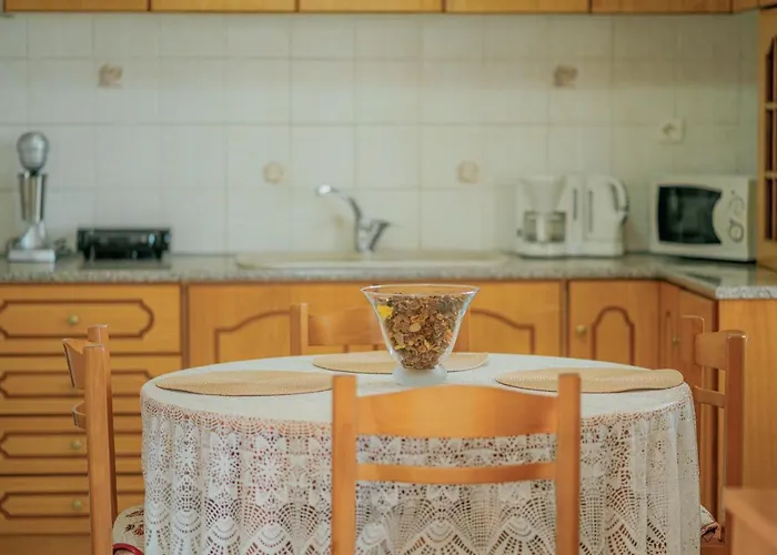 Апартаменты Akanthos House