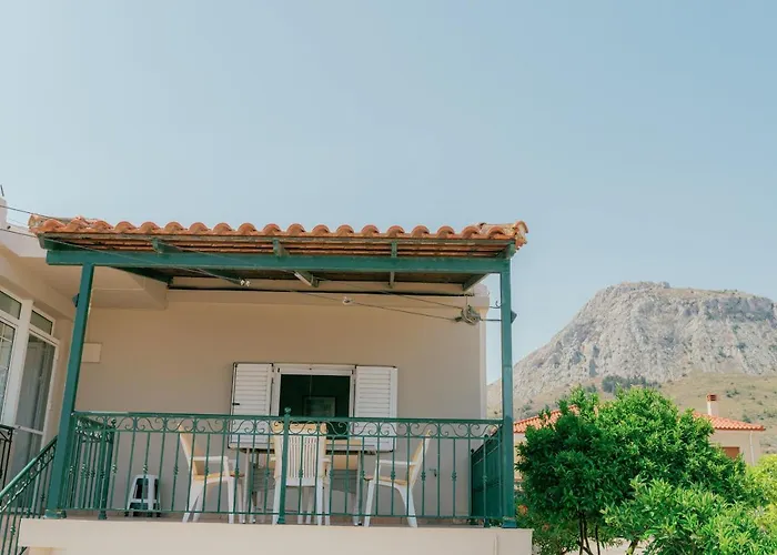 Akanthos House Apartment Corinth